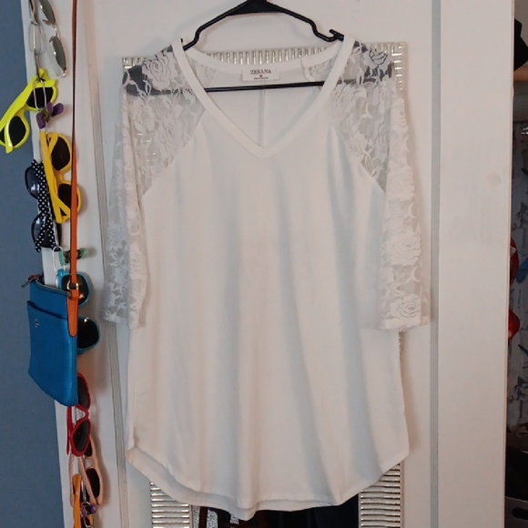 Zara Tops - 💜 3/$15💜Zenana White Lace 3/4 Sleeve T-shirt, Medium Brand New💜